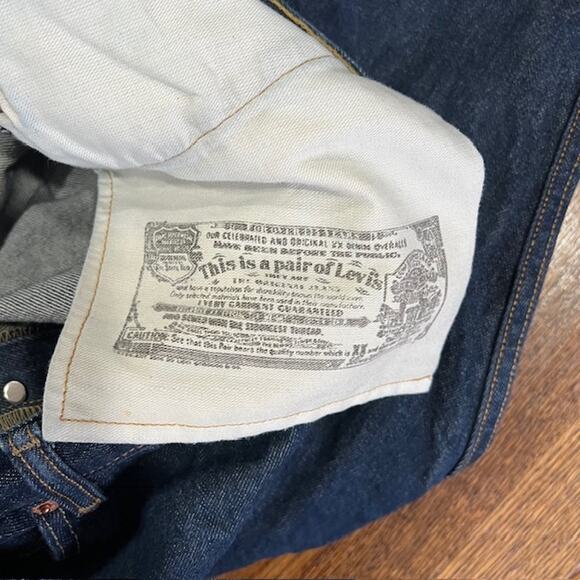 Levi's 501 Button Fly Denim Jeans Mens 46x30 Dark Wash Straight Leg Shrink toFit - Picture 10 of 10